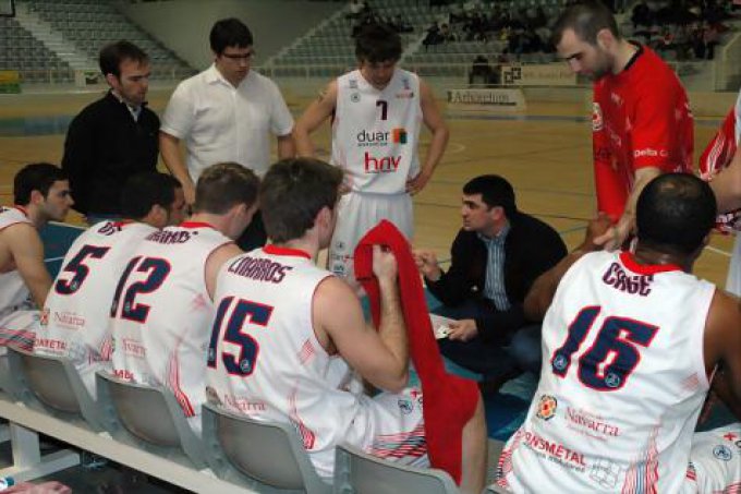 El técnico del HNV Duar, José María Urabayen. Foto: solobasket.com